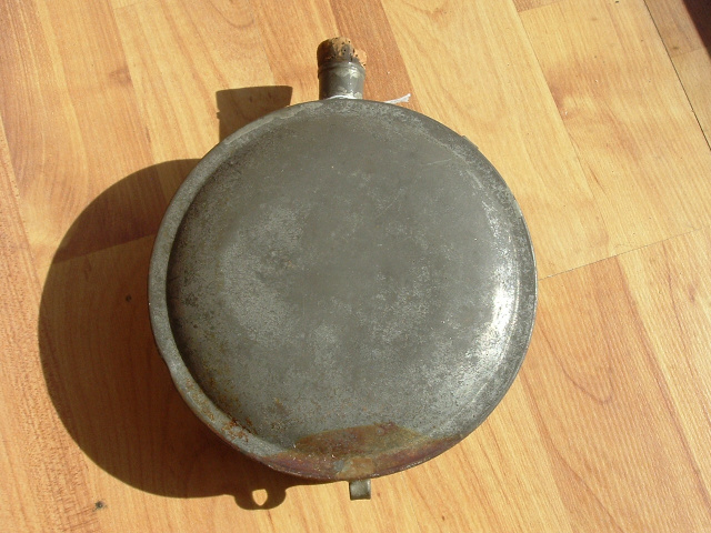 CONFEDERATE TIN DRUM CANTEEN