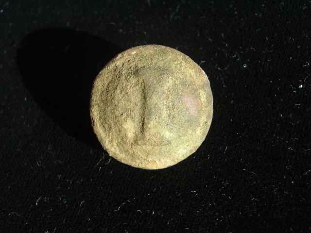 DUG CONFEDERATE INFANTRY BUTTON