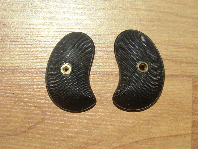 ORIGINAL PAIR OF GRIPS FOR REMINGTON O/U DERRINGER