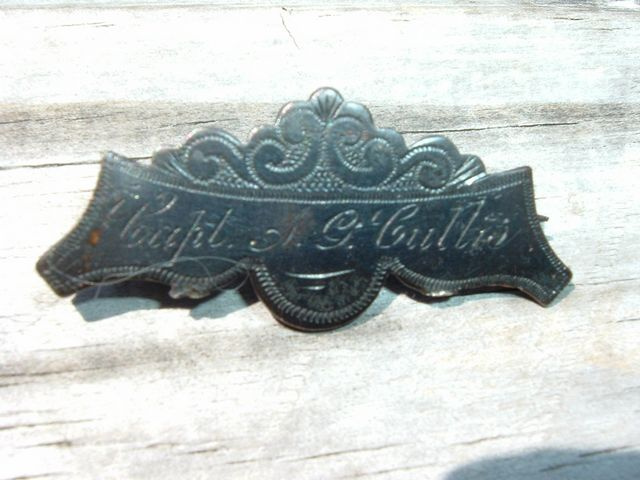 INSCRIBED PIN "CAPT. A. G. CULLIS"